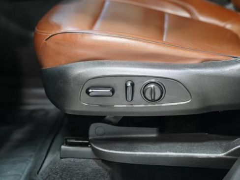 Used 2021 Chevrolet Traverse High Country w/ LPO, Floor Liner Package FWD image 31