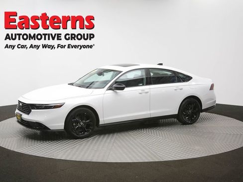 Used 2025 Honda Accord SE image 57