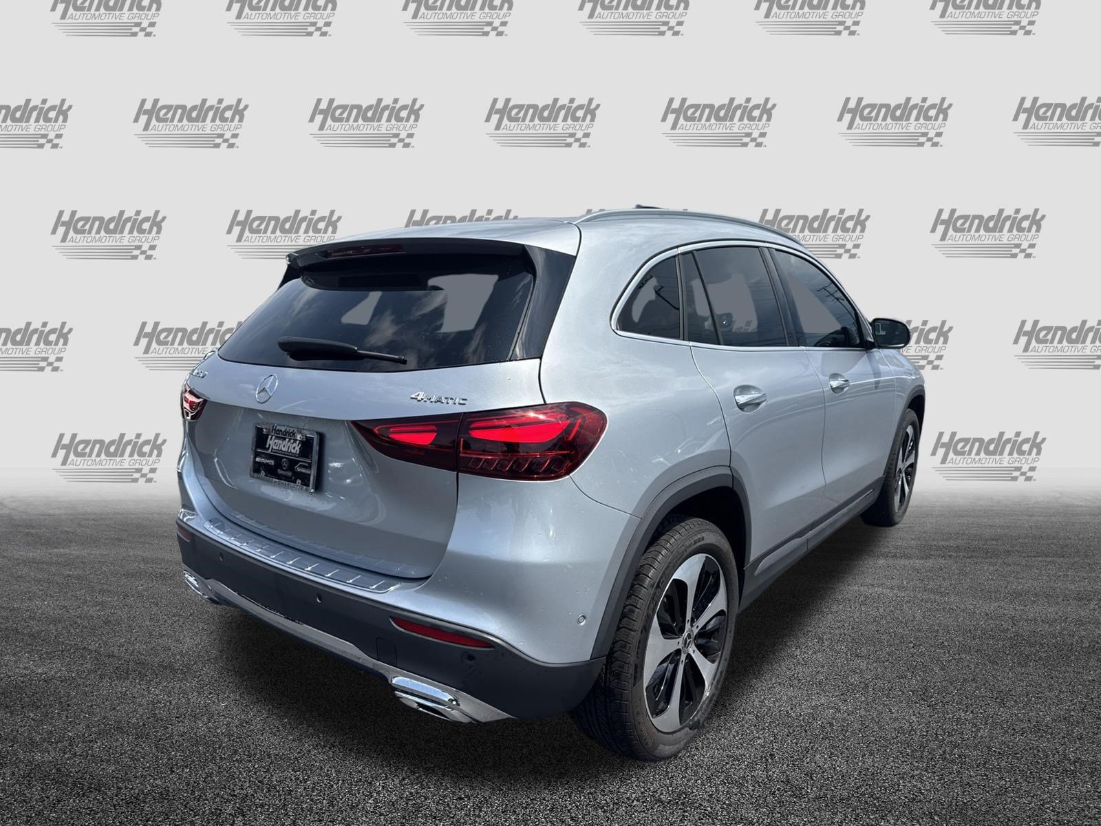 Used 2026 Mercedes-Benz GLA 250 4MATIC image 6