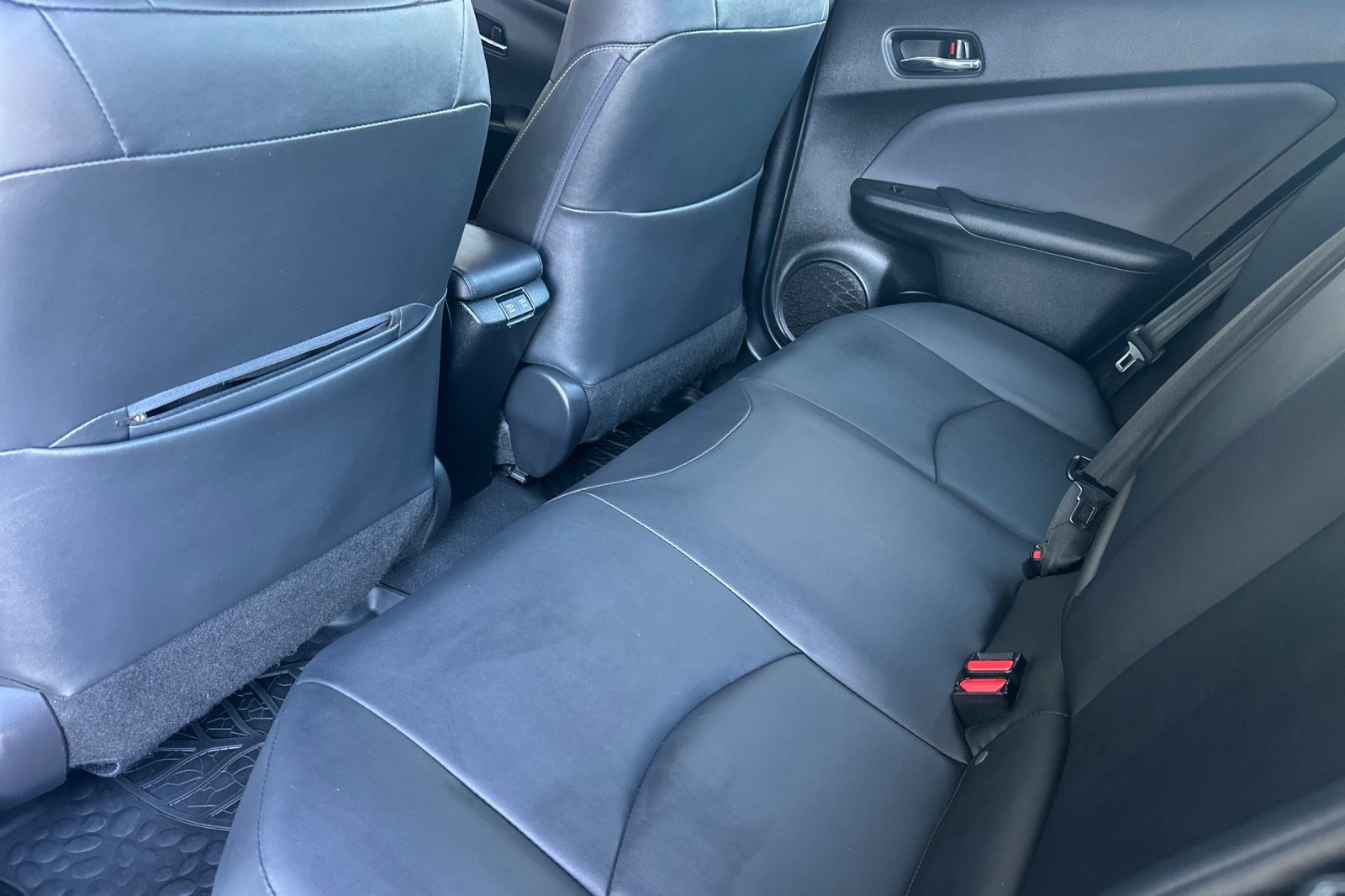 Certified 2020 Toyota Prius Prime XLE FWD image 11