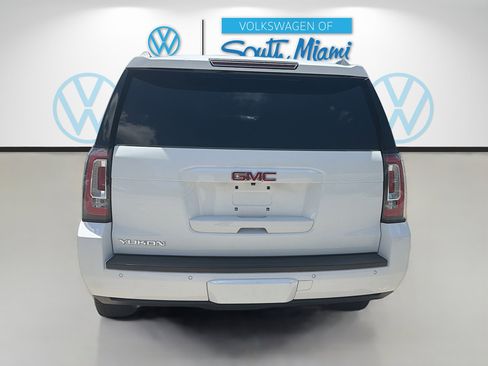 Used 2019 GMC Yukon SLE w/ Convenience Package RWD image 6