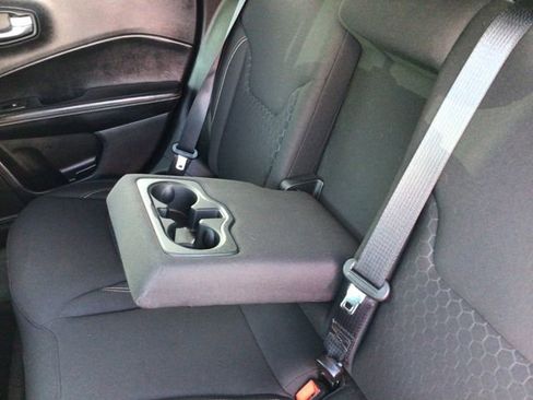 Used 2018 Jeep Compass Sport FWD image 42