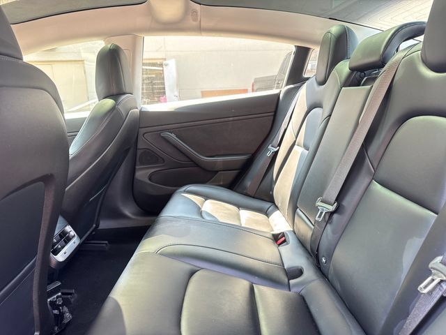 Used 2018 Tesla Model 3 Long Range AWD/4WD image 11