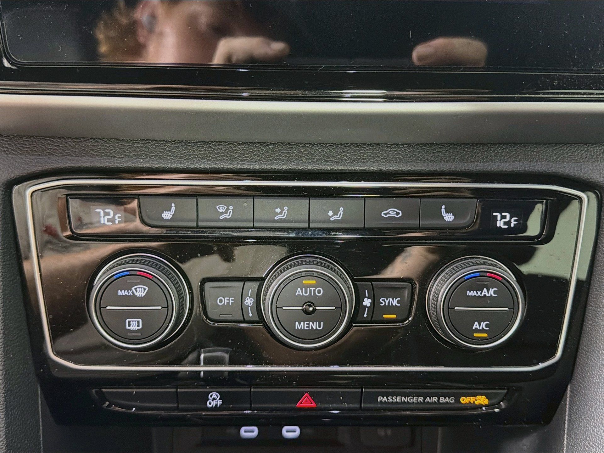 Certified 2023 Volkswagen Atlas Cross Sport SE FWD image 14