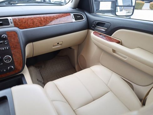 Used 2008 Chevrolet Silverado 2500 LTZ w/ Safety Package image 20
