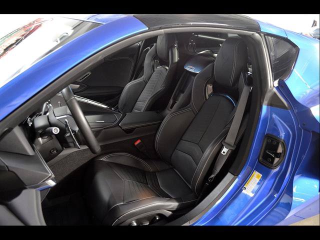 Used 2023 Chevrolet Corvette Stingray Preferred Cpe w/ Body-Color Dual Roof Package RWD image 11