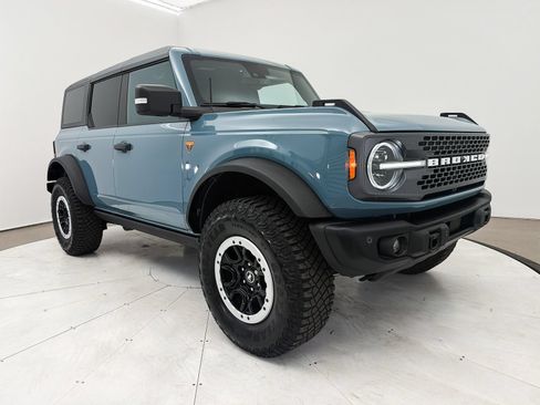 Used 2023 Ford Bronco Badlands w/ Sasquatch Package AWD/4WD image 10
