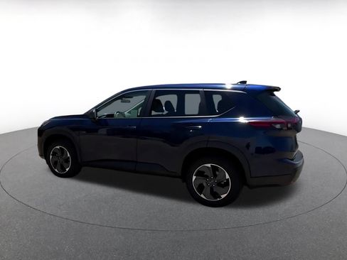 Used 2025 Nissan Rogue SV FWD image 9