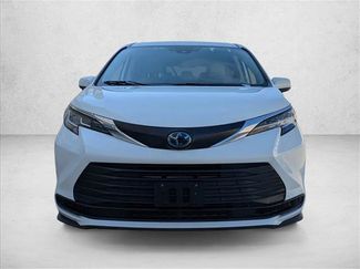 Certified 2022 Toyota Sienna LE video 2