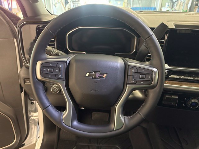 Used 2026 Chevrolet Silverado 1500 RST w/ RST Select Package AWD/4WD image 16
