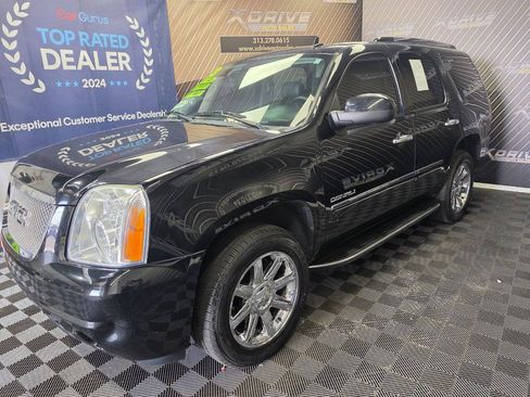 Used 2013 GMC Yukon Denali AWD/4WD image 2