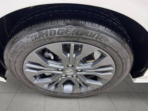 New 2026 Honda Odyssey Touring image 11