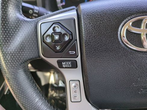 Used 2016 Toyota 4Runner Limited AWD/4WD image 25