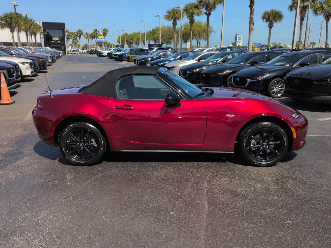 New 2026 MAZDA MX-5 Miata Sport RWD image 3