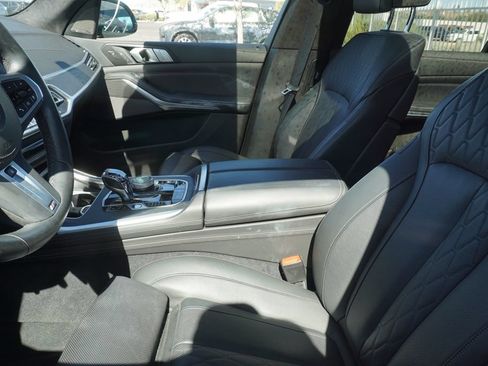 Used 2021 BMW X7 M50i AWD/4WD image 13