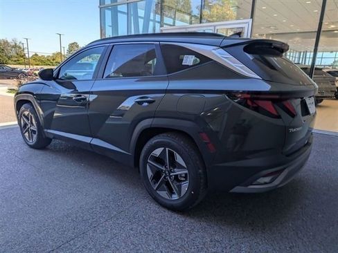 New 2026 Hyundai Tucson SEL FWD image 3