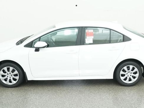 New 2026 Toyota Corolla LE FWD image 3