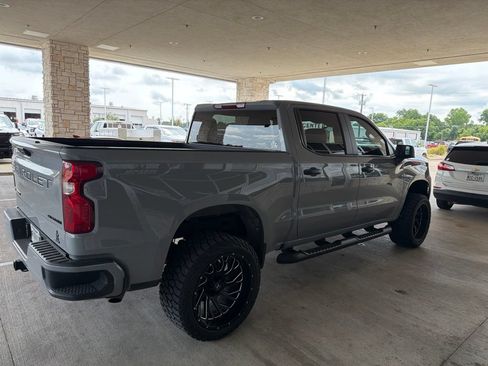 Used 2024 Chevrolet Silverado 1500 Custom w/ Turbomax Blackout Package RWD image 2
