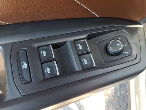 Certified 2022 Volkswagen Atlas SEL AWD/4WD image 21