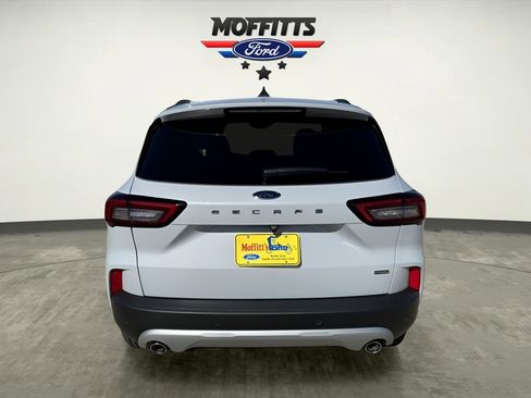 New 2026 Ford Escape Plug-in Hybrid image 6