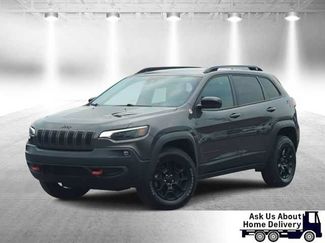 Used 2022 Jeep Cherokee Trailhawk w/ Premium Leather Package AWD/4WD video 1