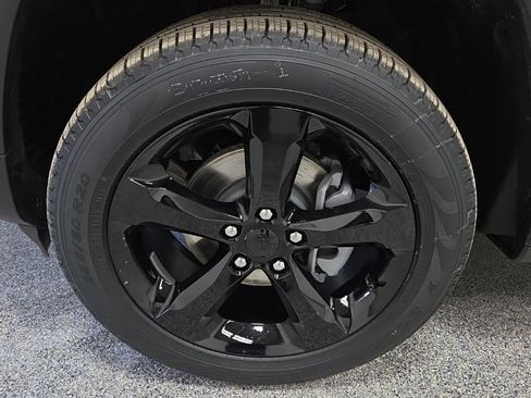 New 2026 Jeep Grand Cherokee Limited w/ Limited Altitude Package image 42