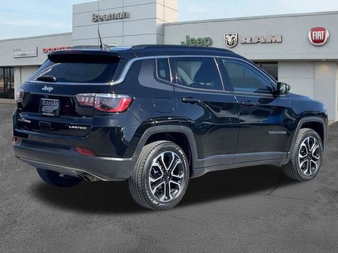 Used 2022 Jeep Compass Limited w/ Mopar Graphics Package AWD/4WD image 7