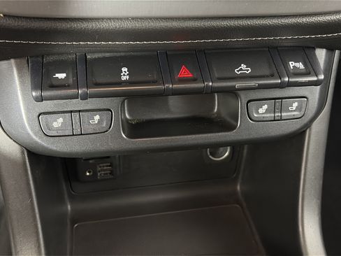 Used 2020 GMC Canyon SLT w/ Trailering Package AWD/4WD image 26