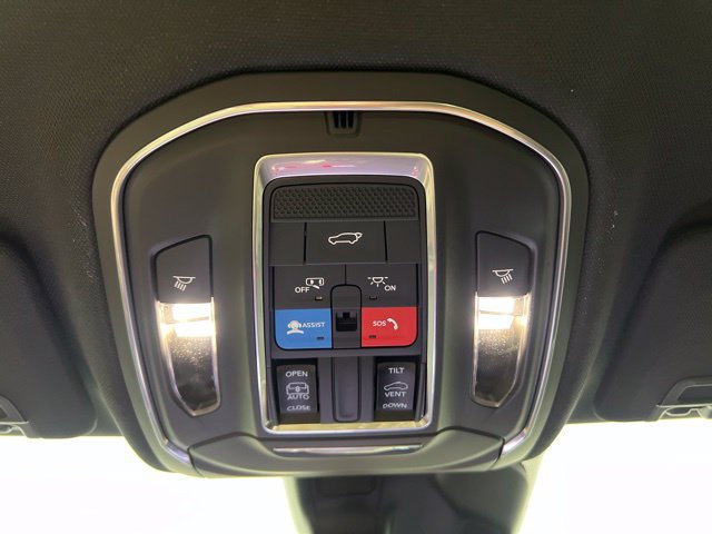 New 2026 Jeep Grand Cherokee Altitude AWD/4WD image 28