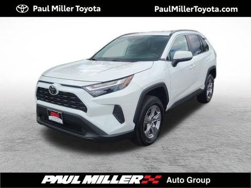 Certified 2025 Toyota RAV4 XLE AWD/4WD image 1