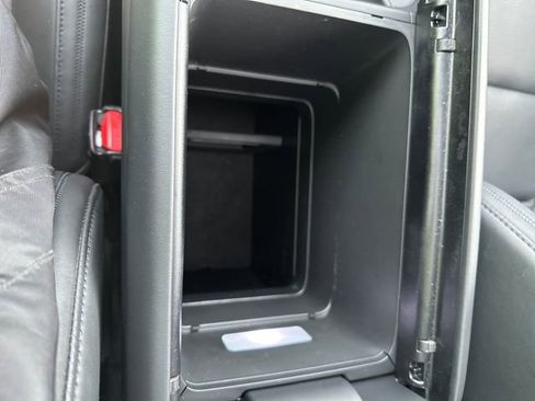 Certified 2025 Hyundai Santa Fe Calligraphy image 19