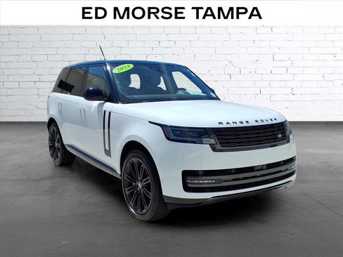 Used 2024 Land Rover Range Rover SE AWD/4WD image 5