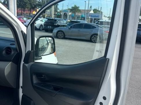 Used 2015 Nissan NV200 S w/ Cruise Control Package FWD image 6