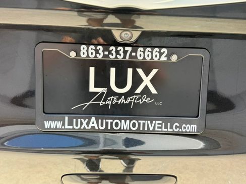 Used 2019 Chrysler Pacifica Touring-L FWD image 10