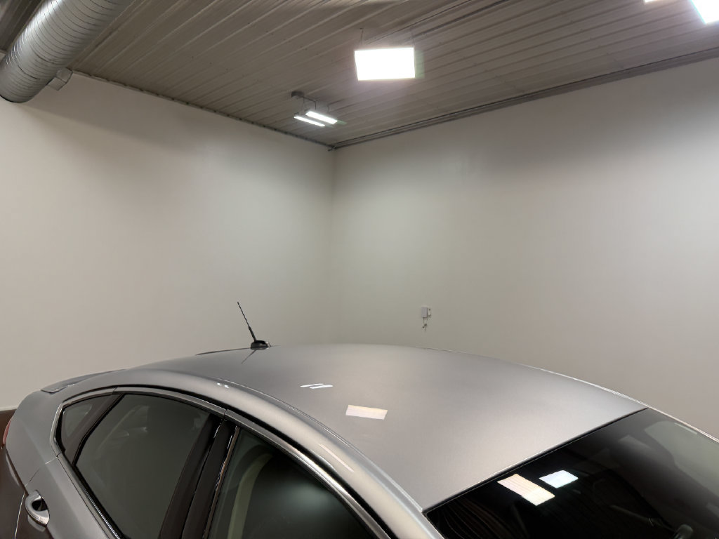 Used 2020 Ford Fusion Energi Titanium FWD image 47
