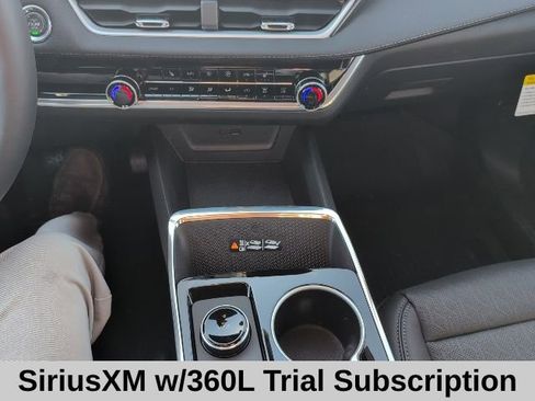 New 2026 Chevrolet Equinox LT image 6