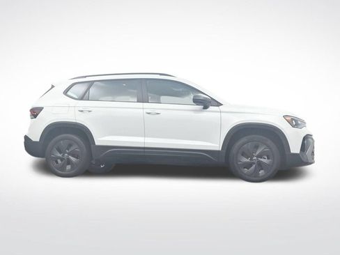 Used 2025 Volkswagen Taos S FWD image 32