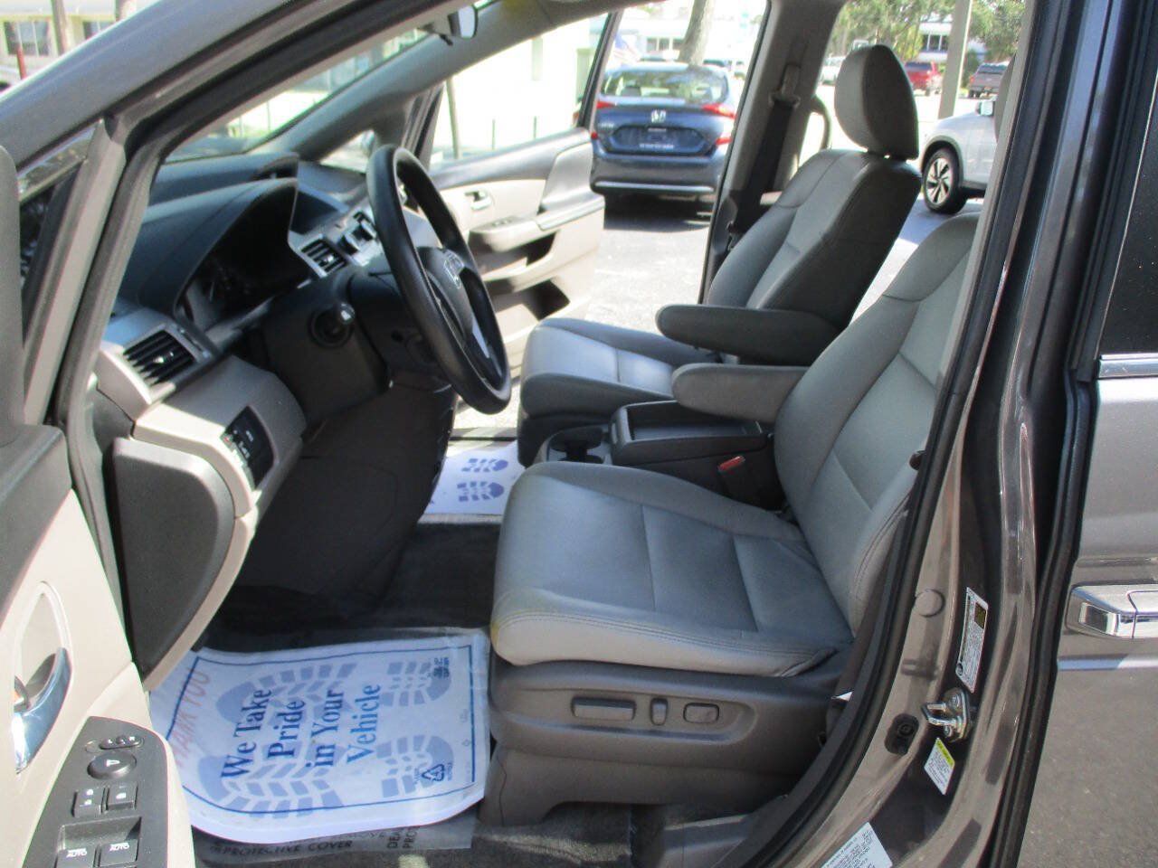 Used 2017 Honda Odyssey EX image 10