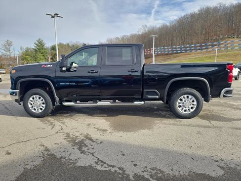 Used 2024 Chevrolet Silverado 2500 LT w/ All Star Edition image 8