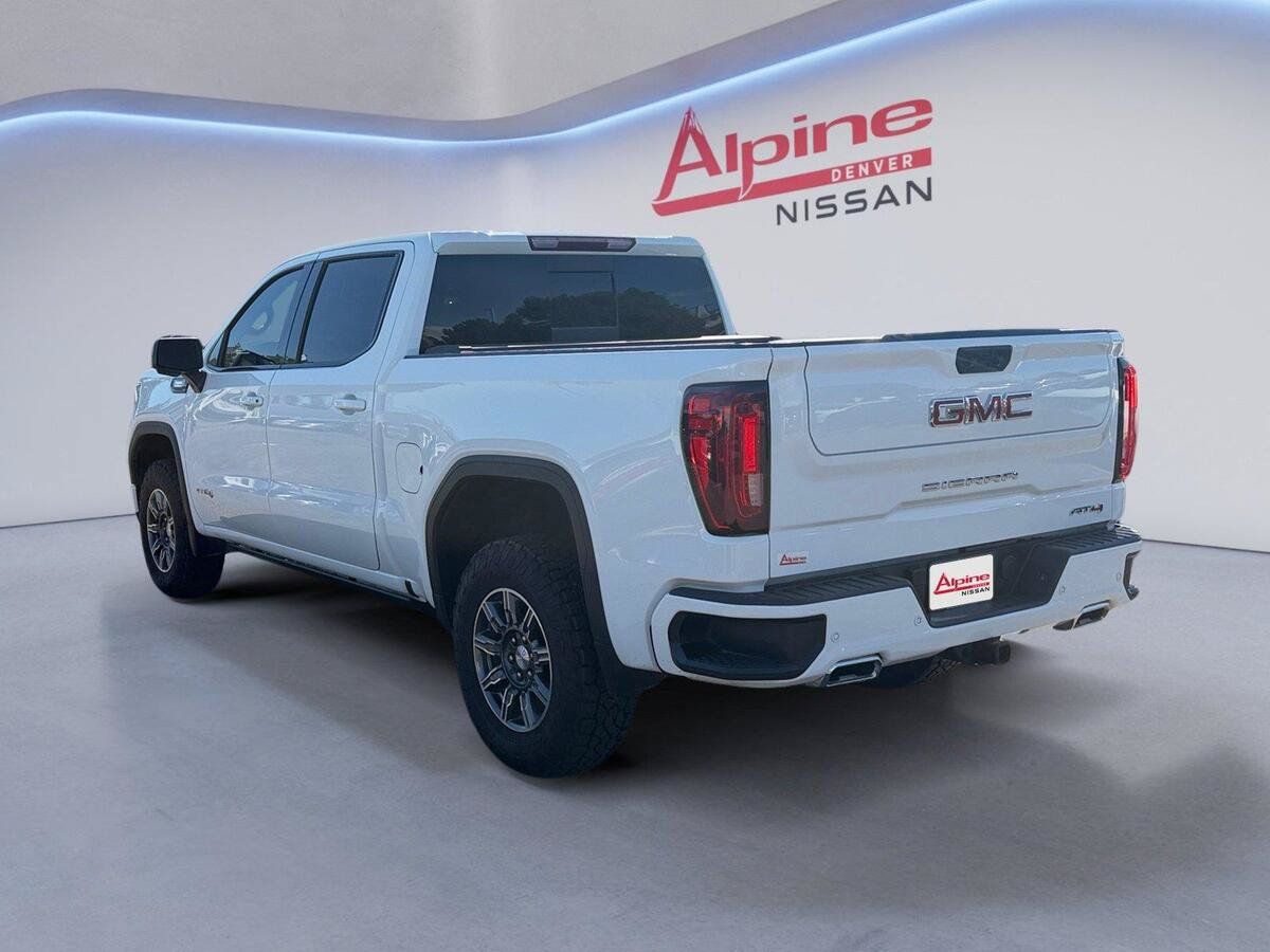 Used 2024 GMC Sierra 1500 AT4 w/ AT4 Preferred Package AWD/4WD image 3