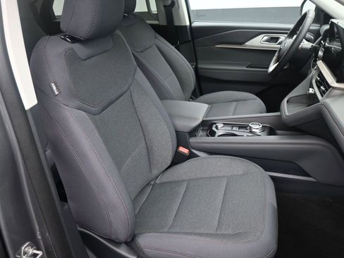 New 2026 Ford Explorer Active image 13