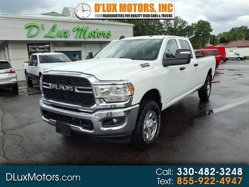 Used 2024 RAM 2500 Tradesman w/ Chrome Appearance Group AWD/4WD image 1