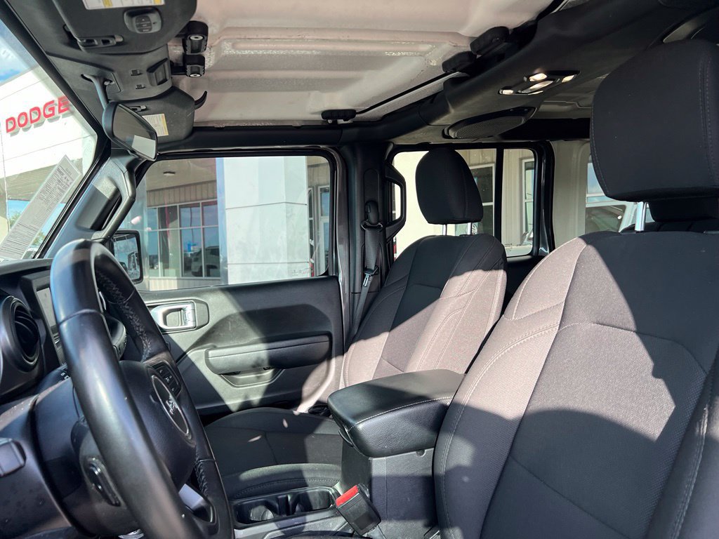 Used 2022 Jeep Wrangler Unlimited Sport AWD/4WD image 11