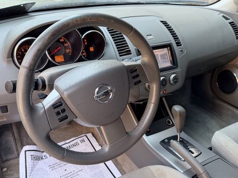 Used 2005 Nissan Altima 2.5 S w/ (F01) Convenience Pkg FWD image 9