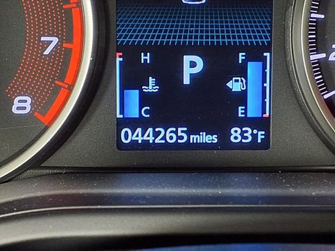 Used 2022 Mitsubishi Eclipse Cross LE image 27