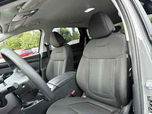 Used 2025 Hyundai Tucson SEL FWD image 12