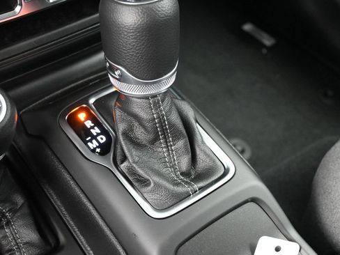 New 2026 Jeep Gladiator Sport AWD/4WD image 16