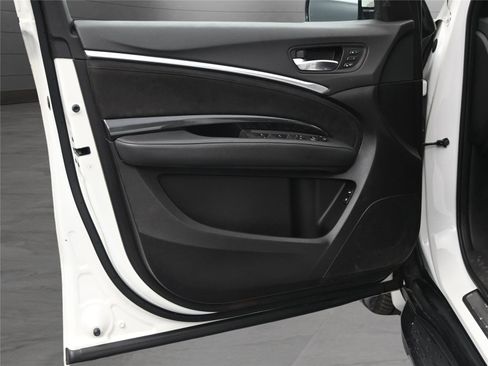 Used 2019 Acura MDX A-Spec image 10