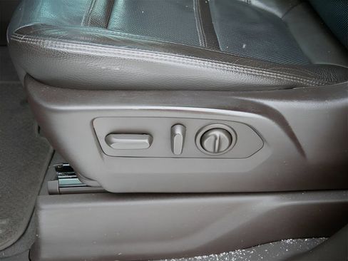 Used 2020 GMC Sierra 2500 Denali w/ Denali Ultimate Package image 16