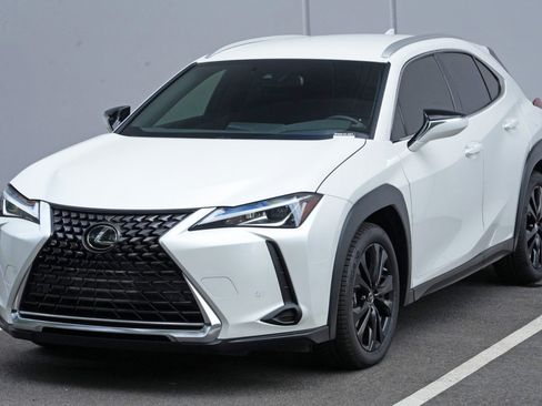 Used 2022 Lexus UX 200 w/ Accessory Package (Z2) FWD image 45